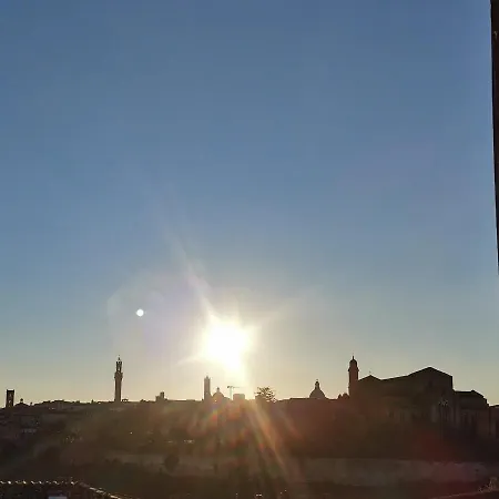 Affaccio Su Siena,vicino Al Centro, Con Garage Apartment Siena