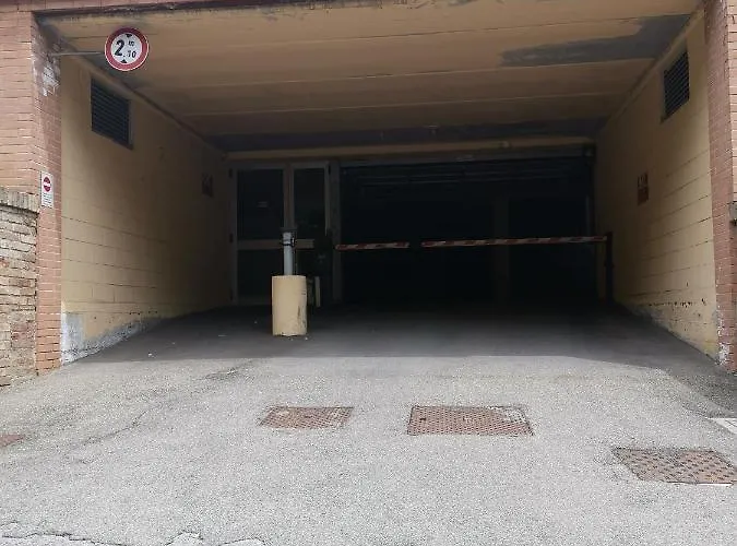 Appartement Affaccio Su Siena,vicino Al Centro, Con Garage *